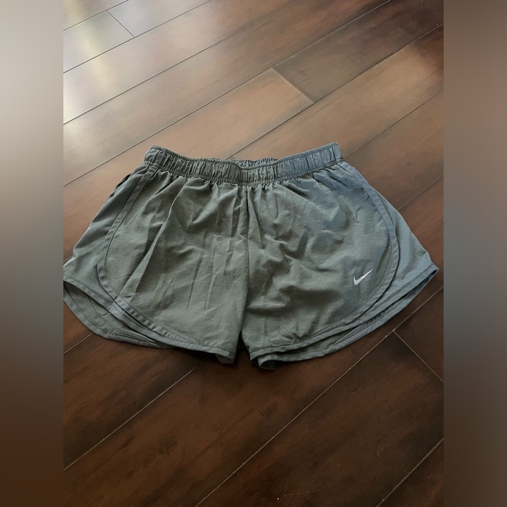 NIKE gym shorts